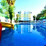 Hotell Orange Paradise